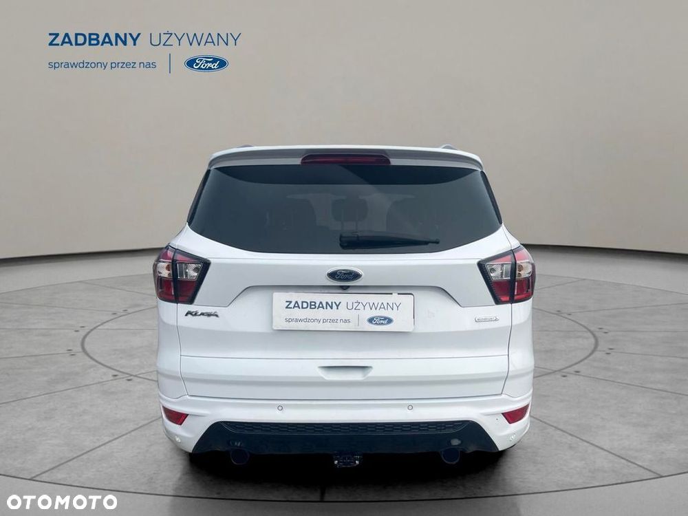 Ford Kuga 1.5 EcoBoost 2x4 ST-Line - 6