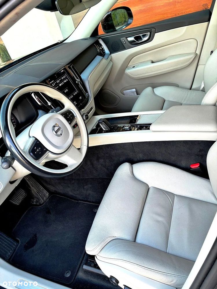 Volvo XC 60 - 13