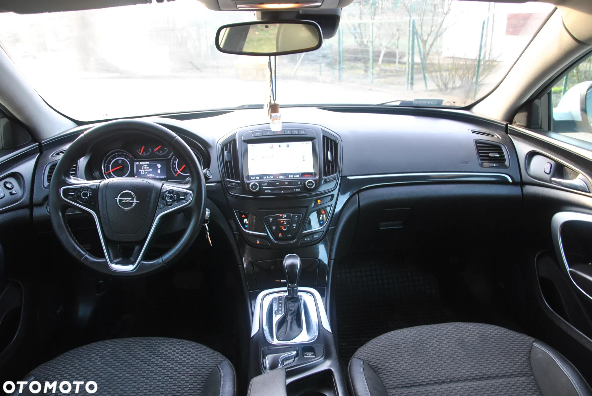 Opel Insignia - 20
