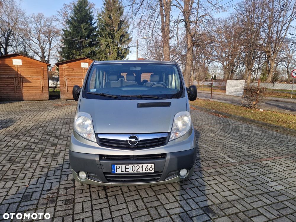 Opel Vivaro - 2