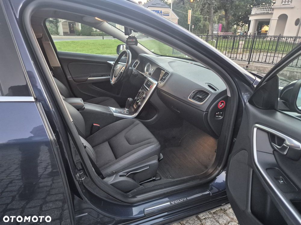 Volvo V60 - 28