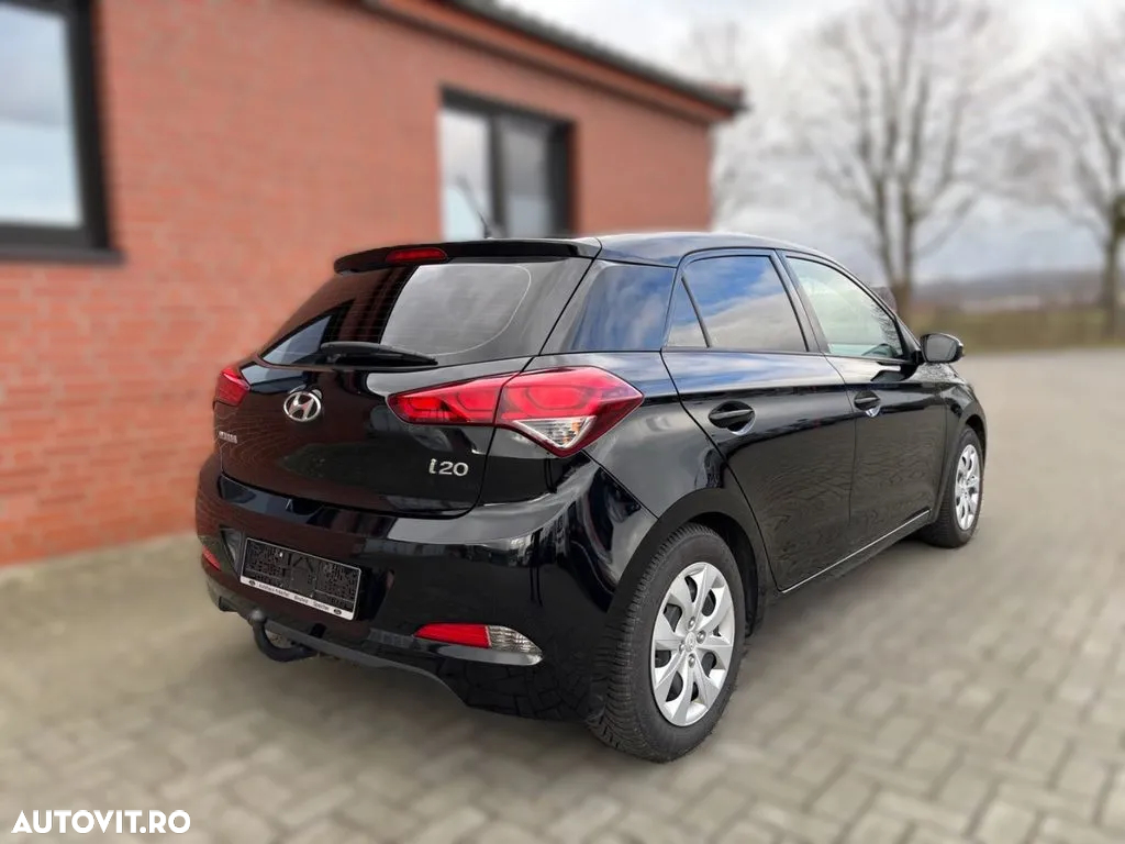 Dezmembrari / Dezmembrez HYUNDAI I20 - 3