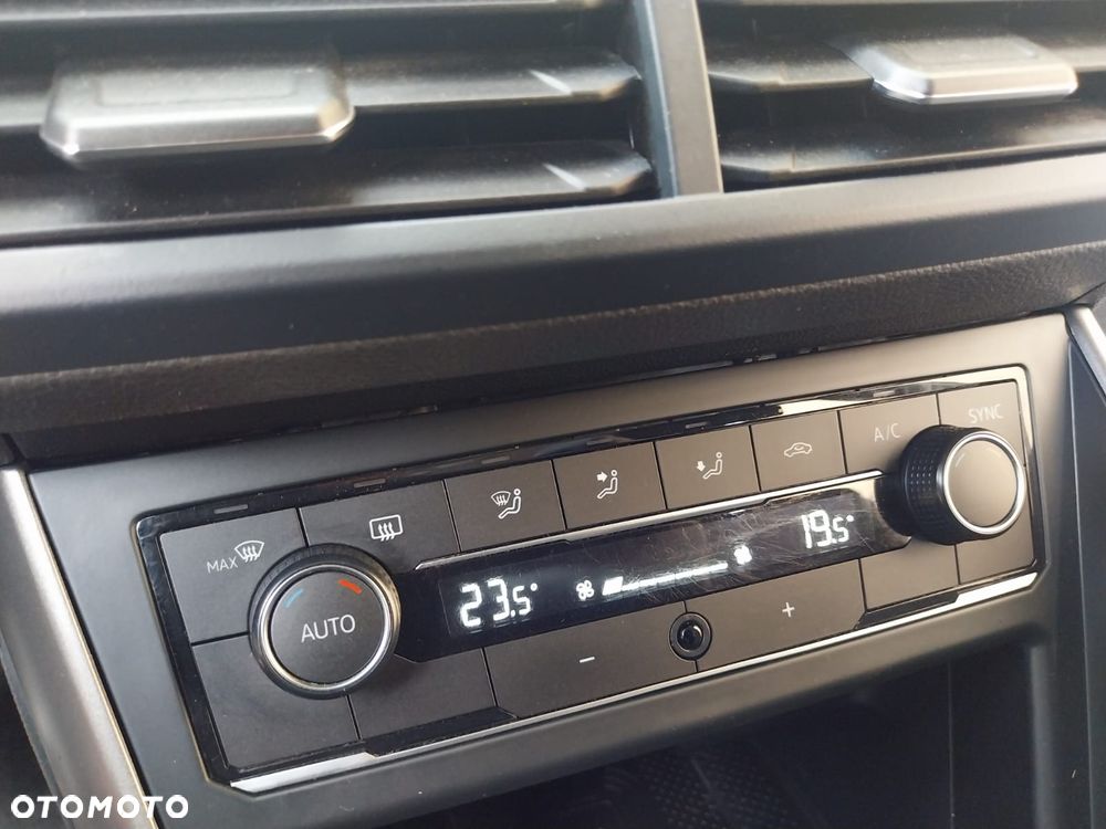 Volkswagen Polo - 21