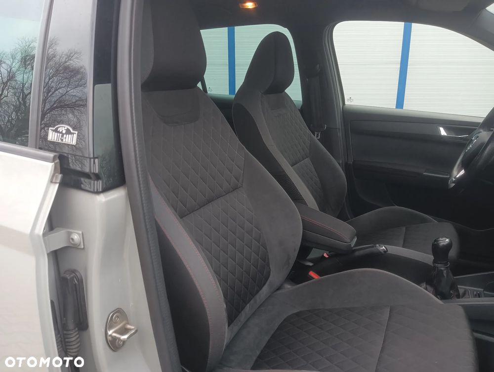Skoda Fabia 1.0 TSI Monte Carlo - 19