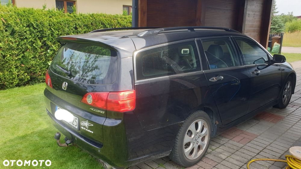 Honda Accord - 1