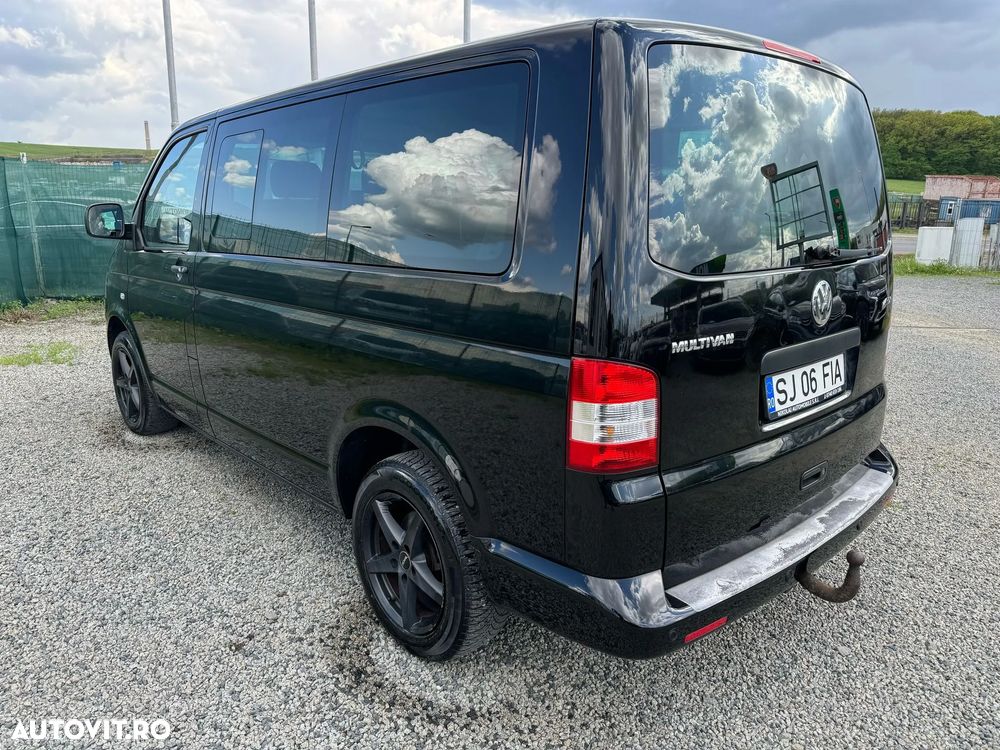 Volkswagen Multivan - 24