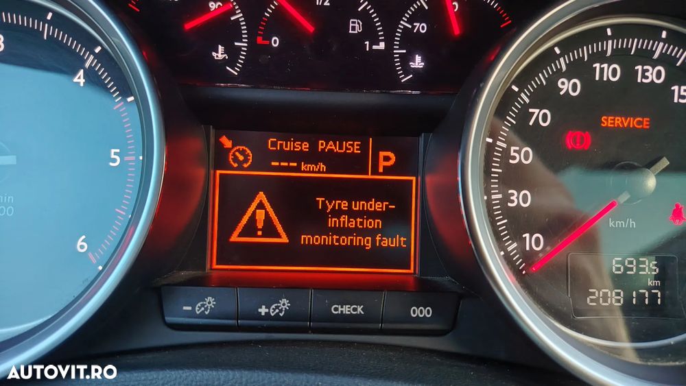 Peugeot 508 BlueHDi 180 EAT6 Stop&Start Allure - 21