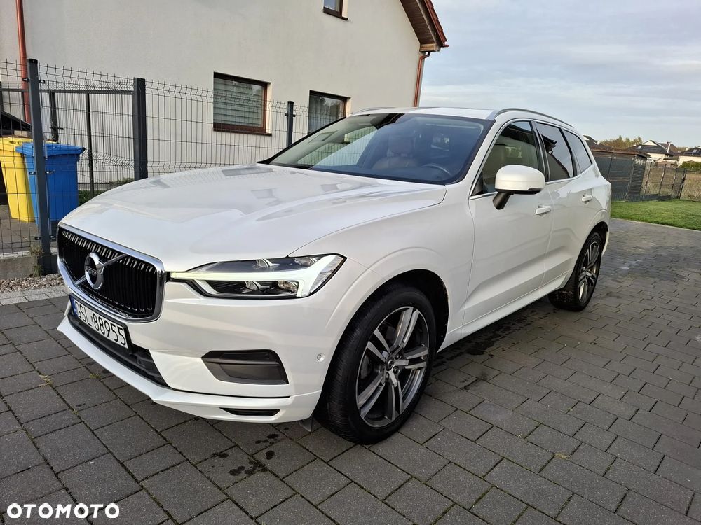 Volvo XC 60 T5 AWD Momentum - 1
