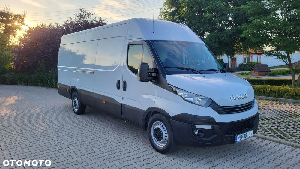 Iveco Daily 35s150 silnik 3.0 L4H2 /  furgon / blaszak / przebieg 83.000/ jeden właściciel krajowy - 3
