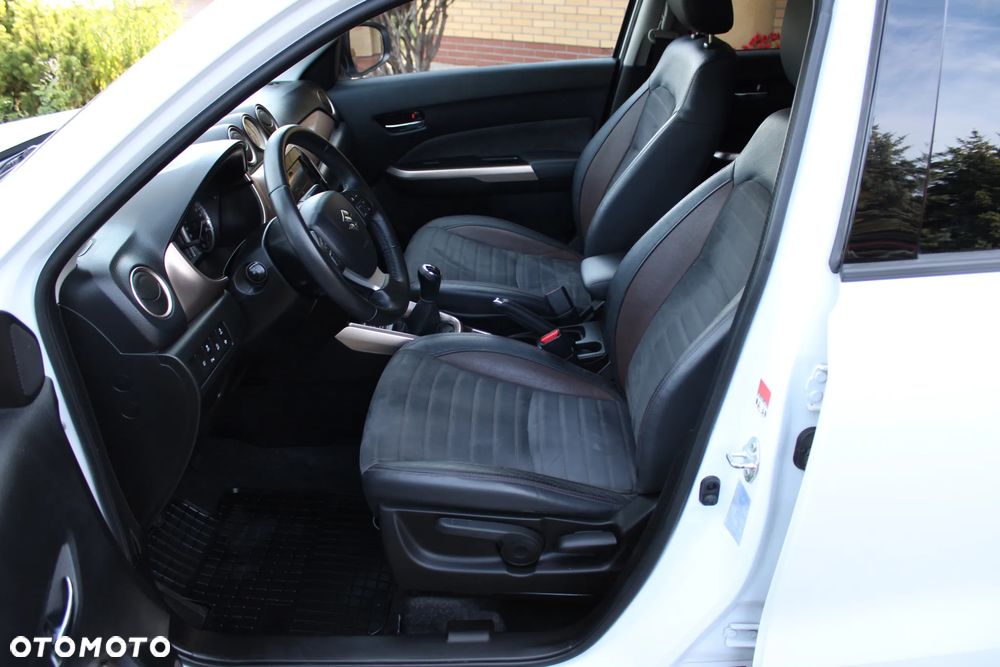 Suzuki Vitara 1.6 XLED 2WD - 15