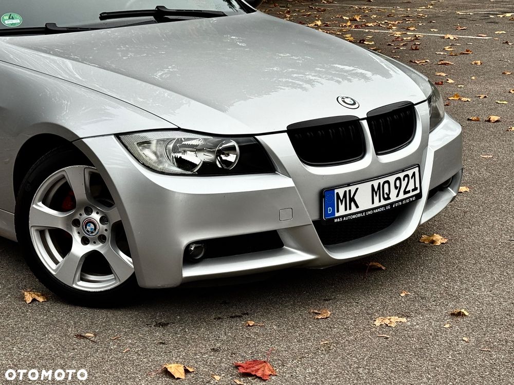 BMW Seria 3 320i - 4