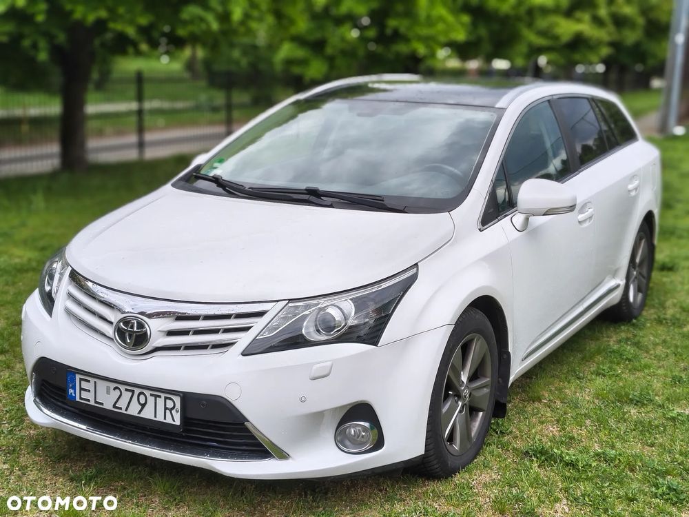 Toyota Avensis 2.0 D-4D Premium - 1