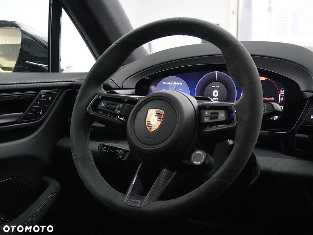 Porsche Macan GTS 100kWh - 37