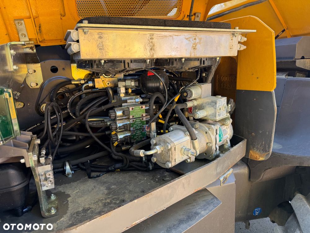 Mecalac 12 MTX - 13