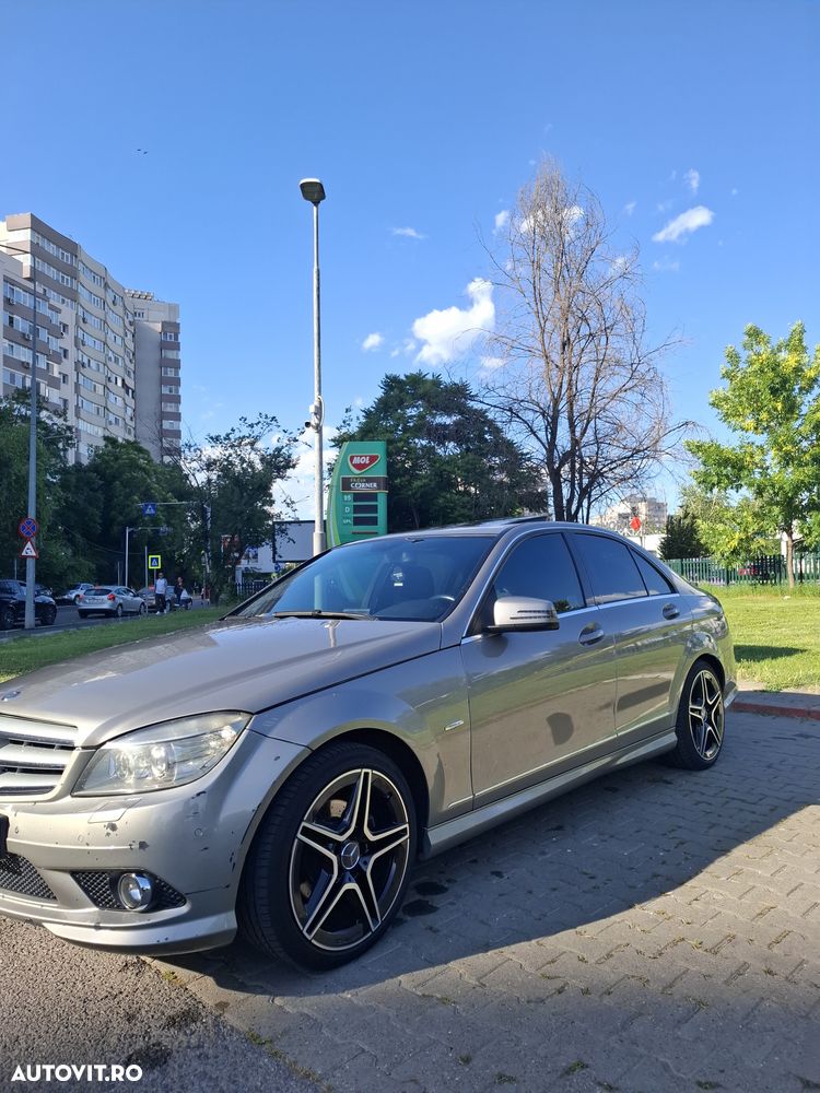 Mercedes-Benz C 230 7G-TRONIC Avantgarde - 12