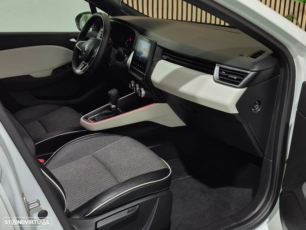 Renault Clio TCe 90 CVT TECHNO - 11