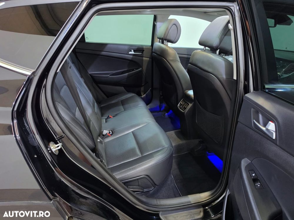 Hyundai Tucson blue 1.7 CRDi 2WD DCT Premium - 13
