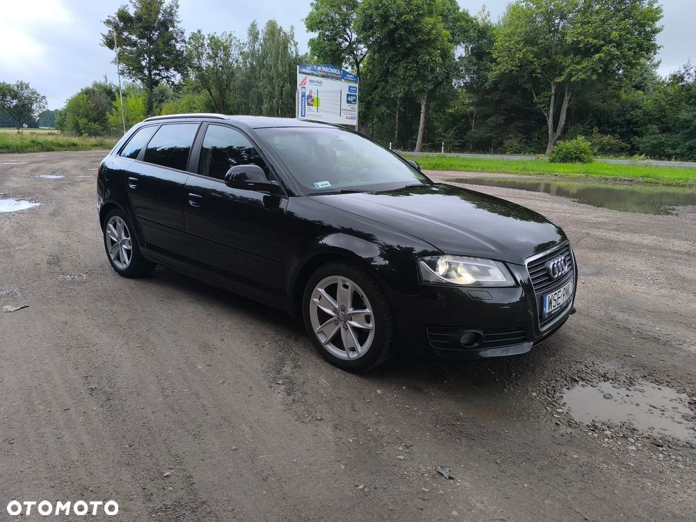Audi A3 Sportback 1.6 TDI DPF Attraction - 6