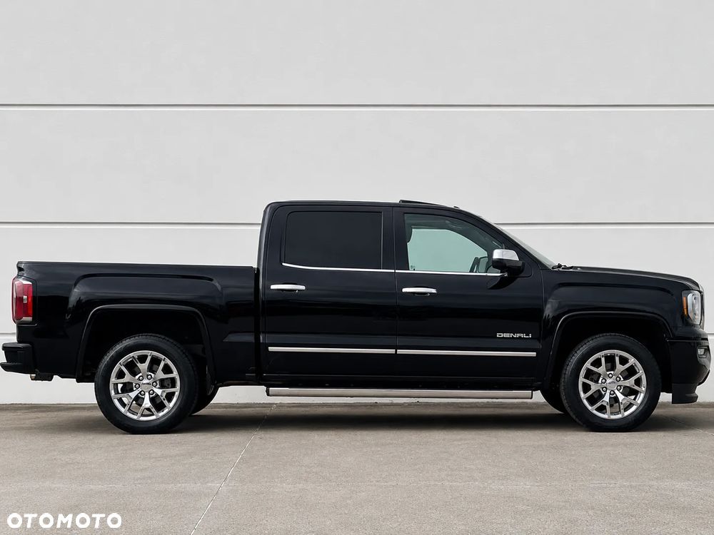 GMC Sierra - 7