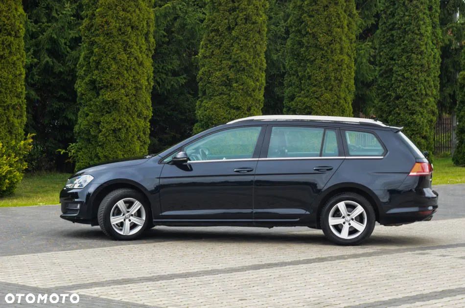 Volkswagen Golf Variant 2.0 TDI BlueMotion Technology DSG Highline - 21