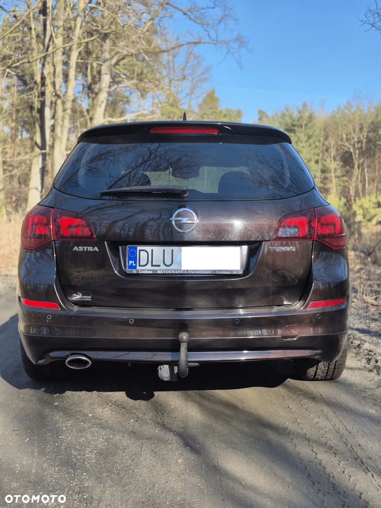 Opel Astra 1.6 T Sport - 2