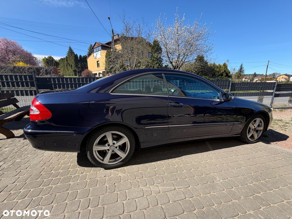 Mercedes-Benz CLK - 2