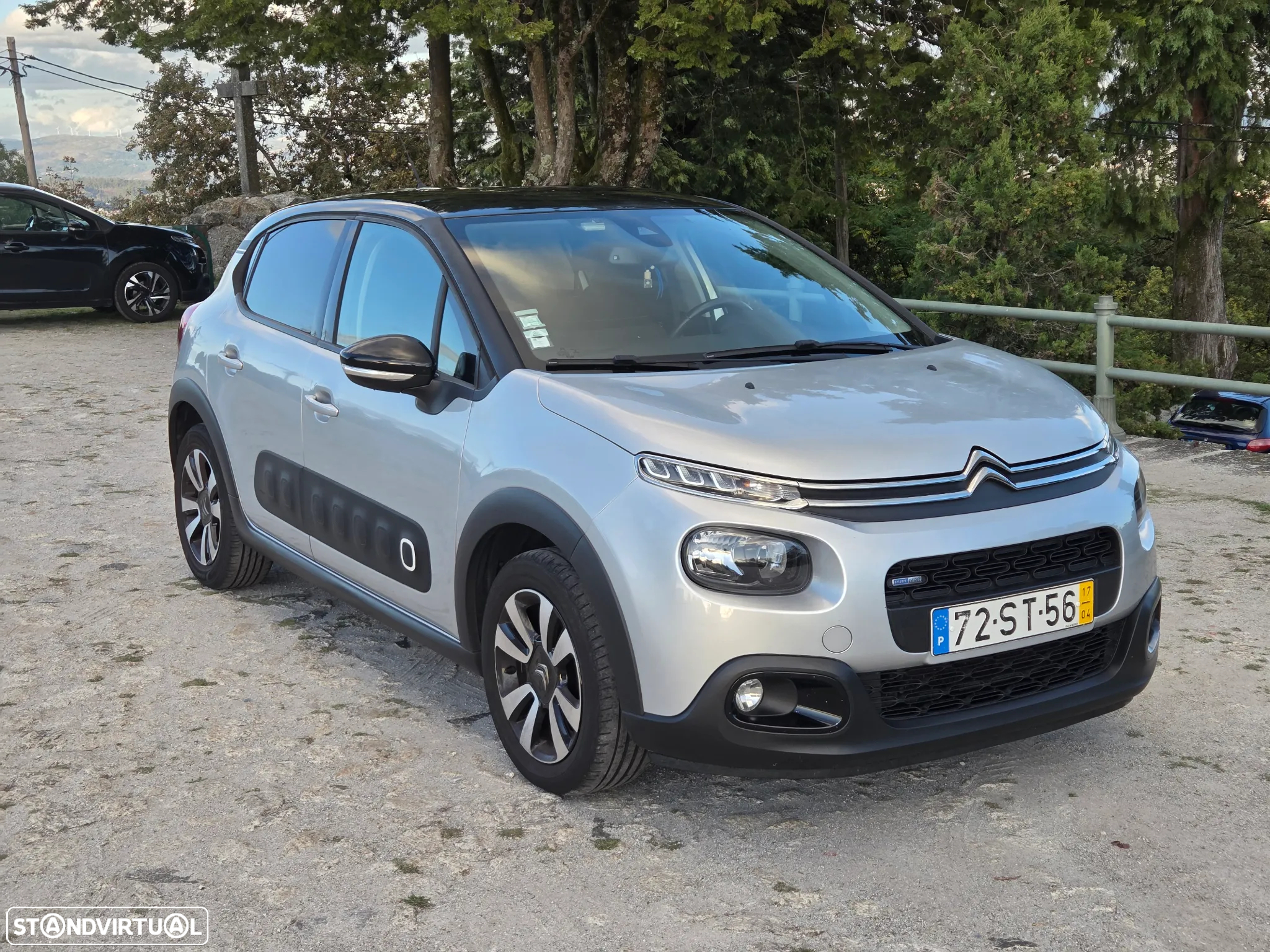Citroën C3 1.2 PureTech Shine - 2