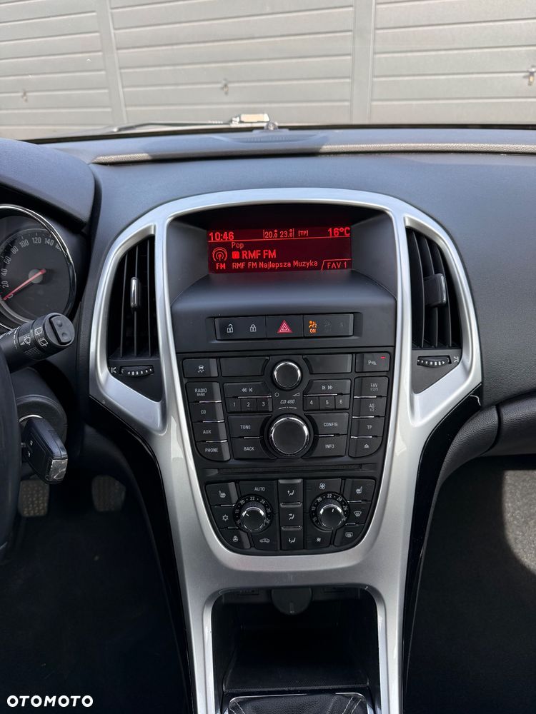 Opel Astra 1.4 Turbo Sport - 25