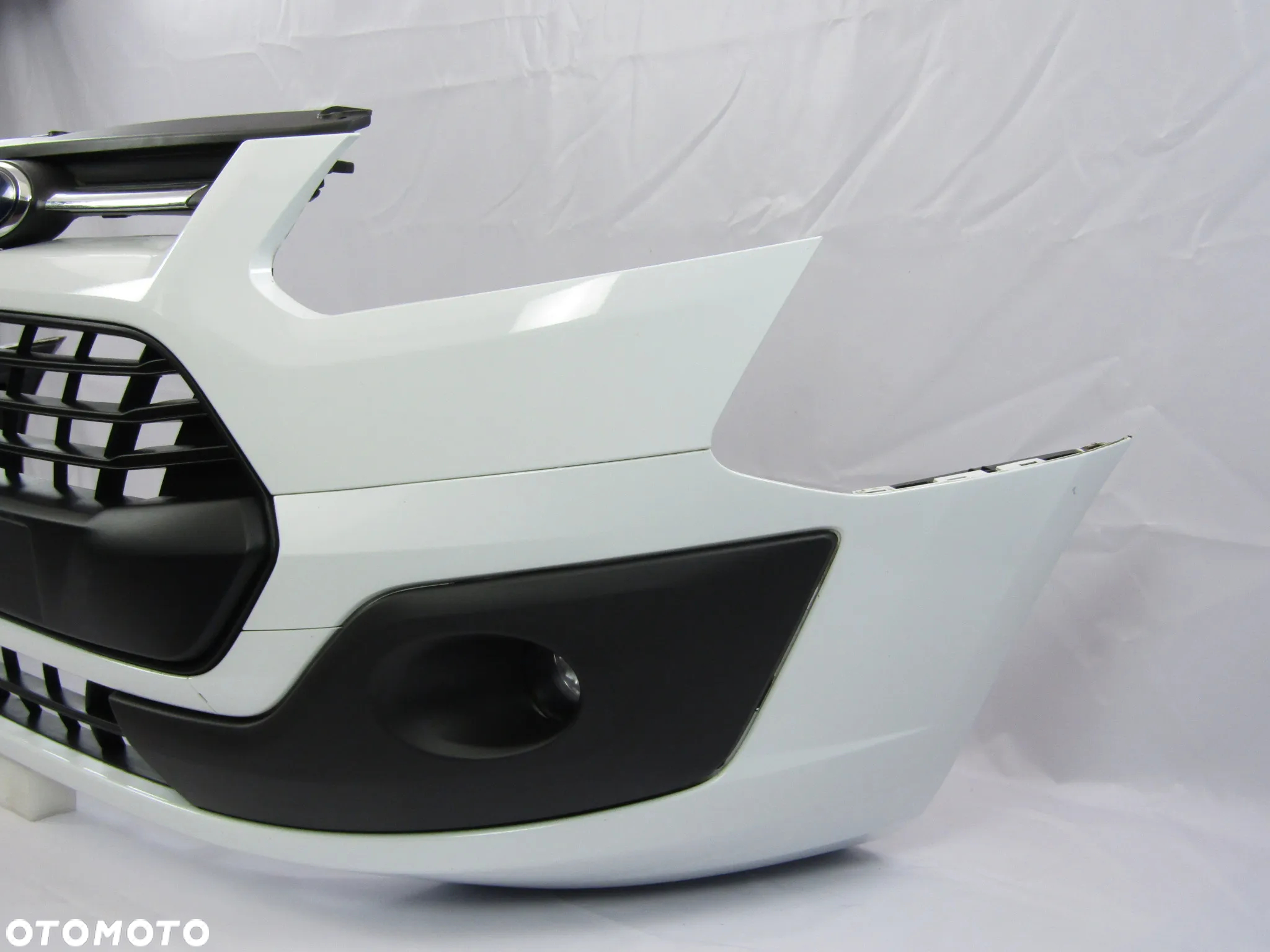 Zderzak przedni Ford Transit Tourneo Custom 13 - 18 Frozen White - 11