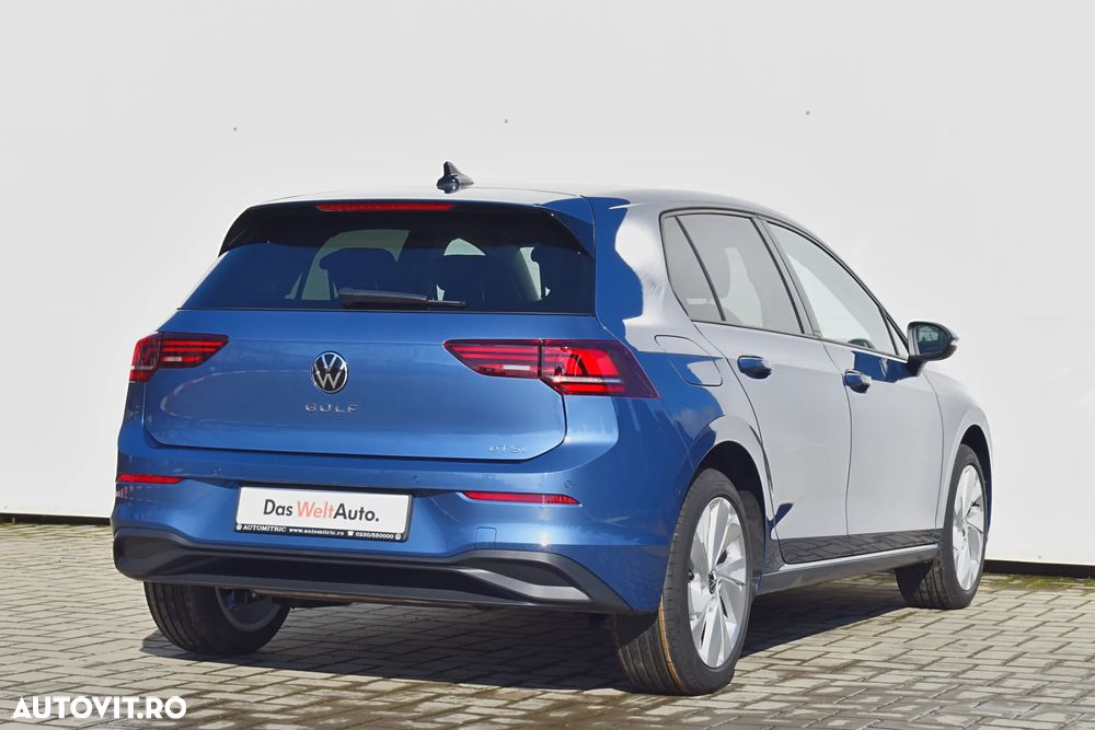 Volkswagen Golf 1.5 eTSI DSG MHEV Life - 4