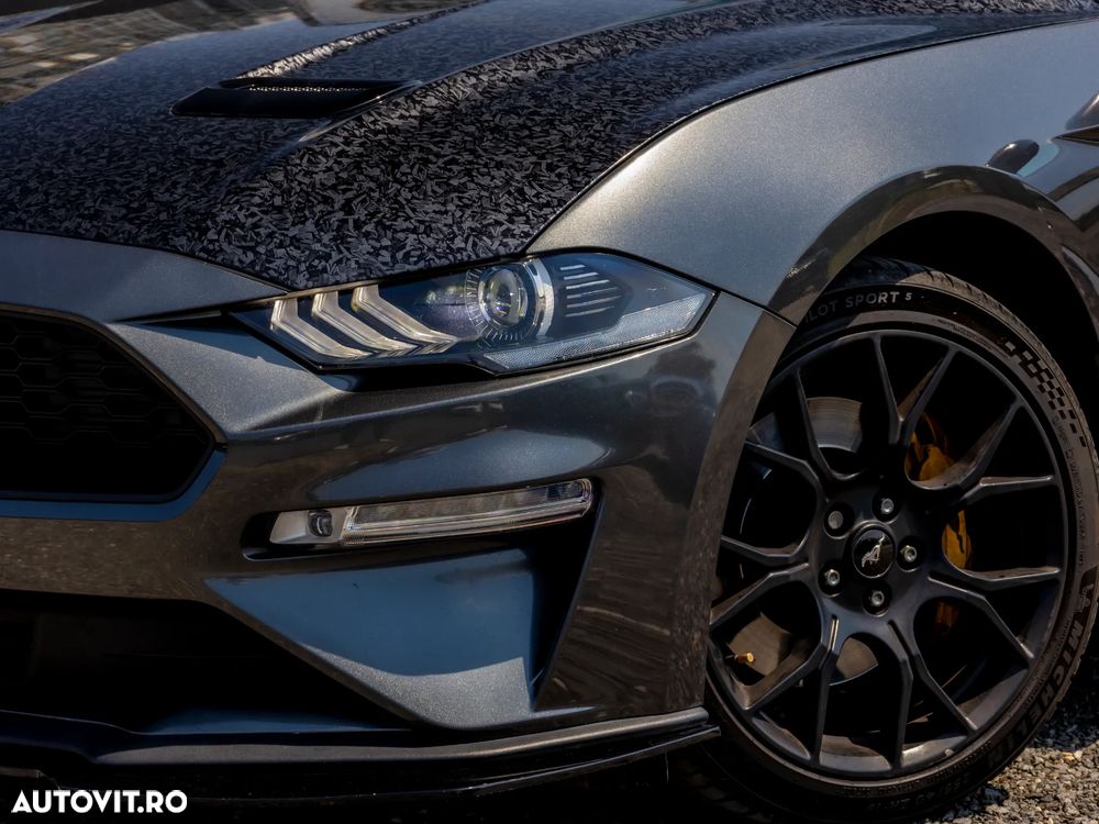 Ford Mustang - 11