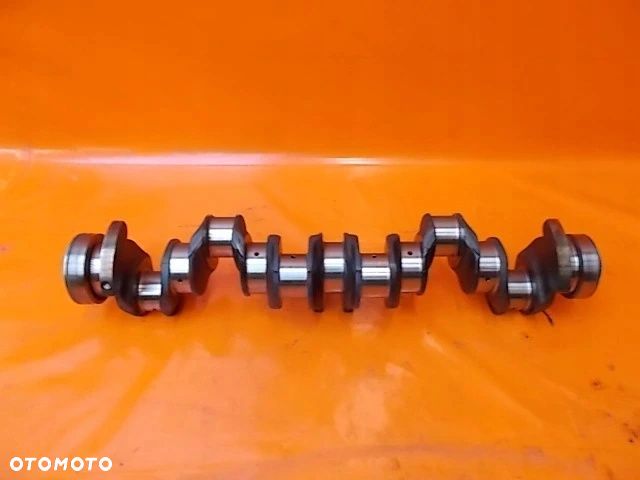 VOLVO FH13 WAŁ KORBOWY / WAŁEK / SILNIK D13A - 1