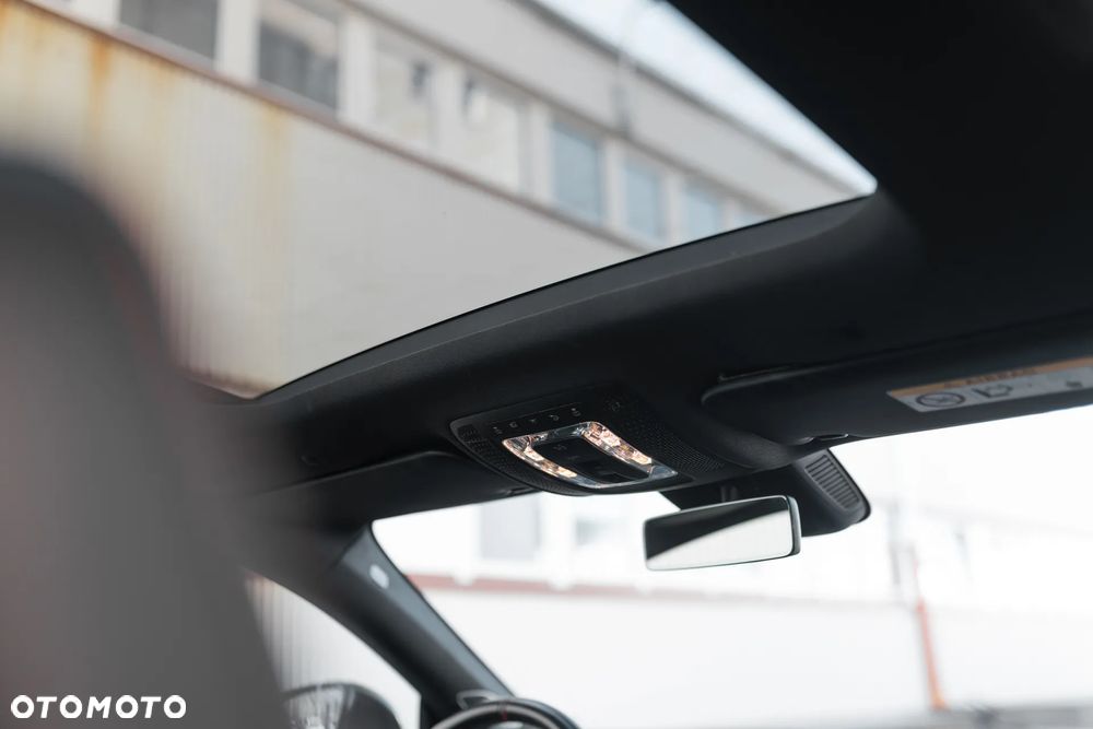 Mercedes-Benz CLA AMG 35 4-Matic 7G-DCT - 18