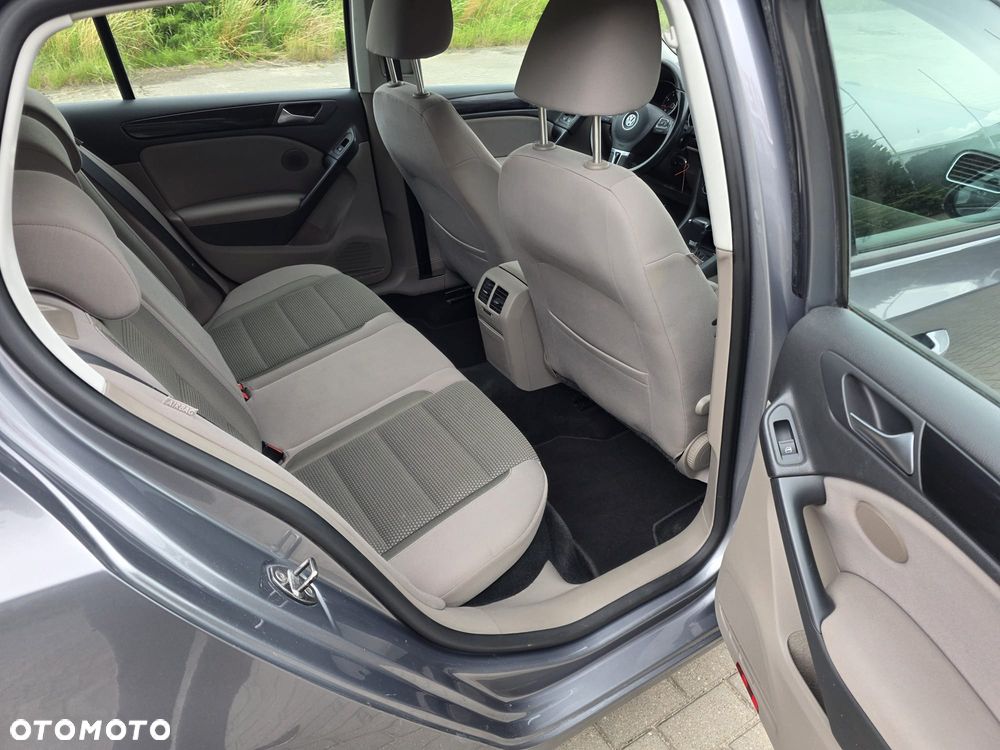 Volkswagen Golf 1.4 TSI Comfortline DSG - 13