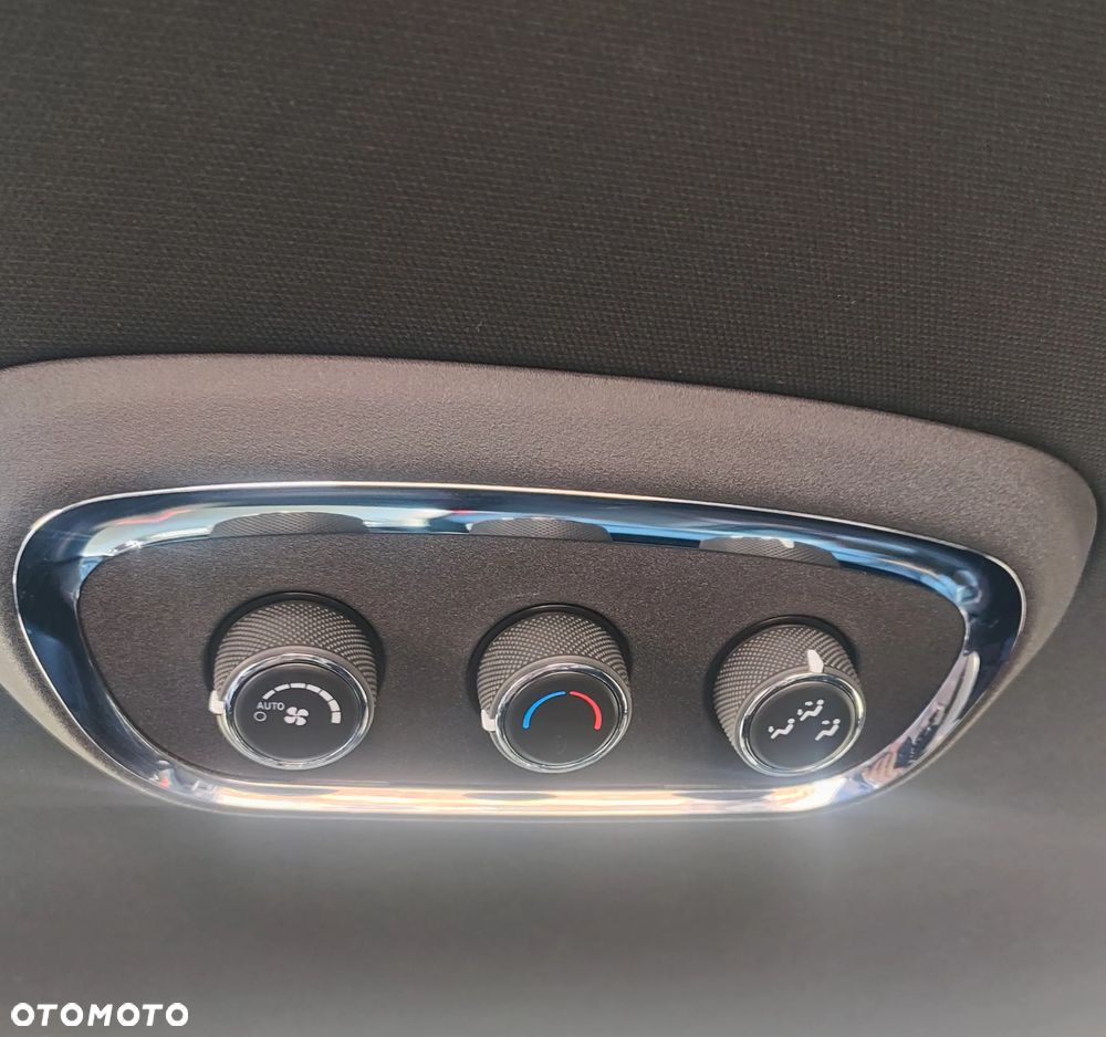 Dodge Durango 5,7 R/T - 26