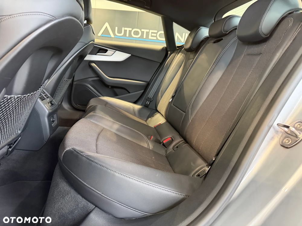 Audi A5 Sportback 35 TFSI S tronic S line - 16