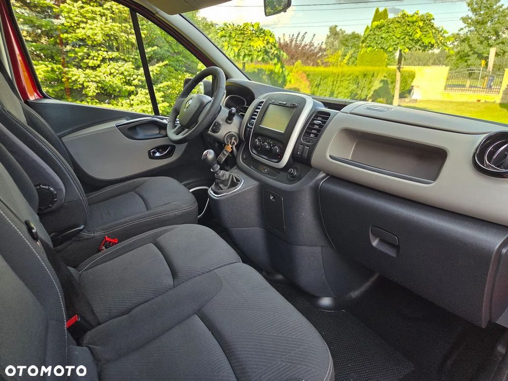 Renault Trafic - 23