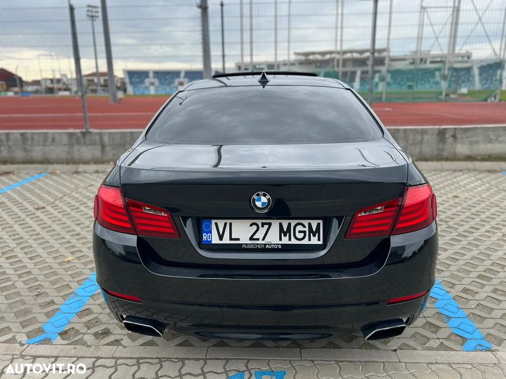 BMW Seria 5 550i xDrive Sport-Aut. - 4