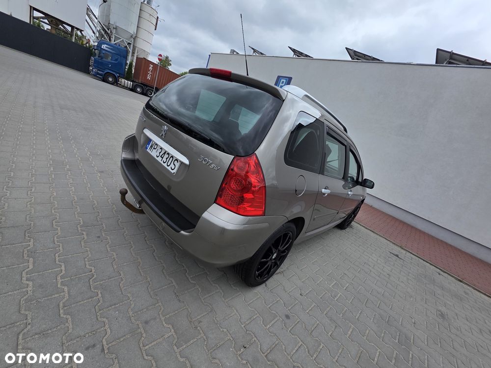 Peugeot 307 2005 photo 5