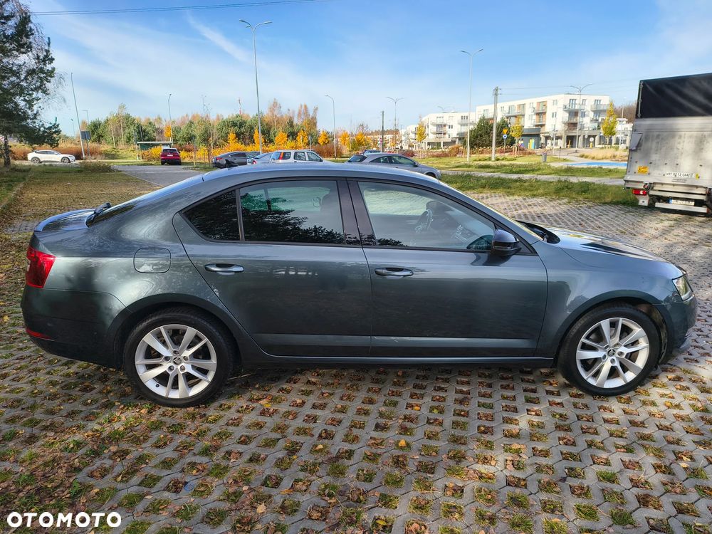 Skoda Octavia 1.5 TSI ACT Style DSG - 9