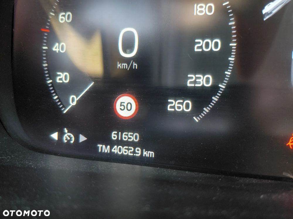 Volvo XC 40 T2 Essential - 16