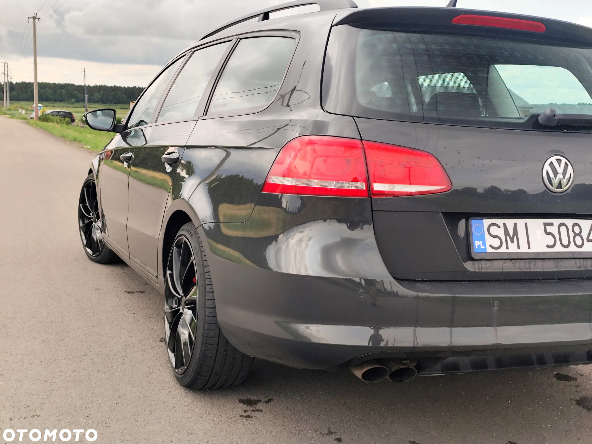 Volkswagen Passat 2.0 TDI Trendline - 16