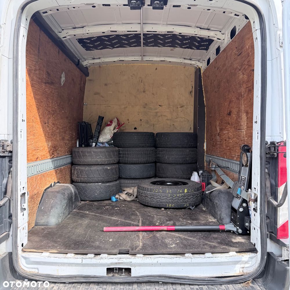 Ford Transit - 18