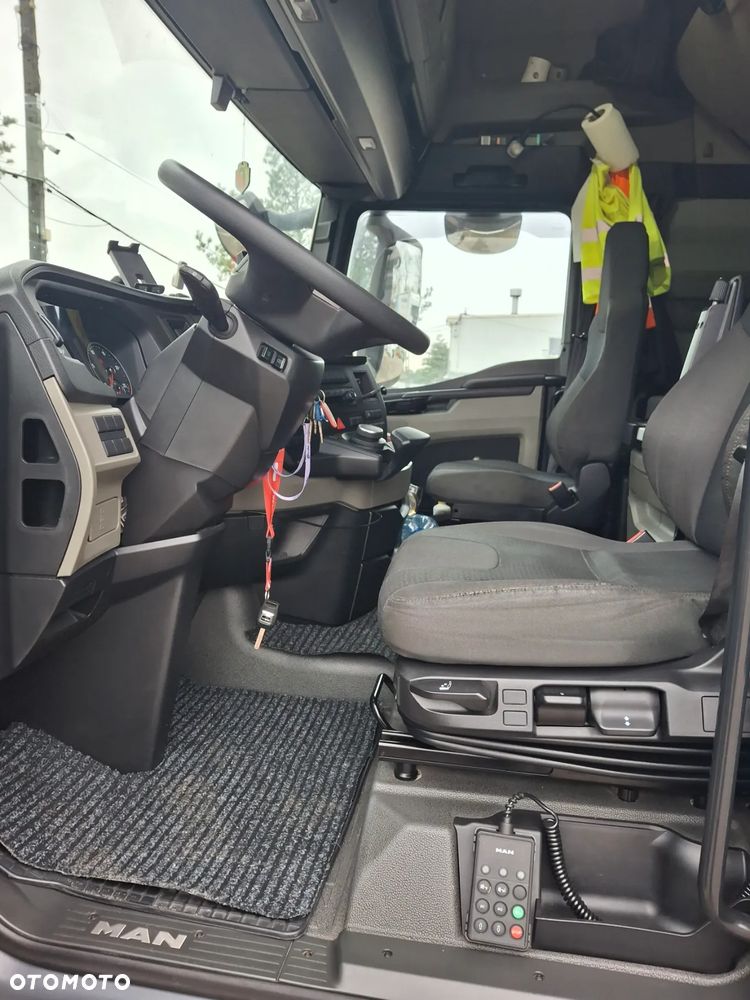 MAN TGX - 9
