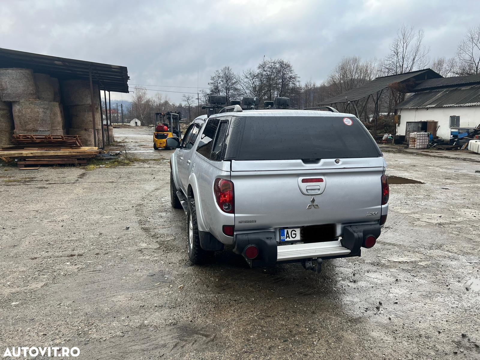 Mitsubishi L200 - 4