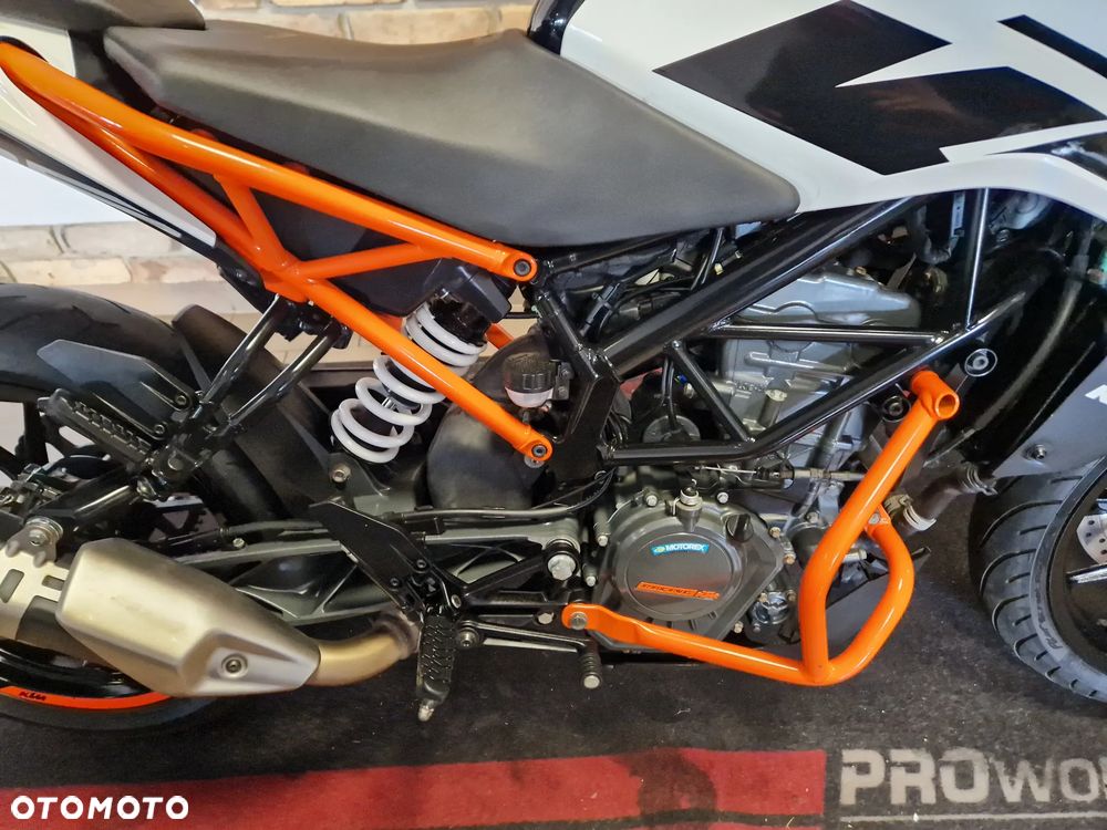KTM Duke 125 - 31