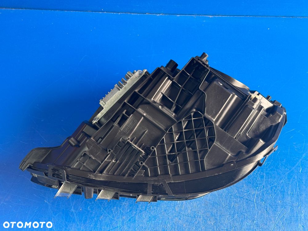 PRAWY FULL LED PERFORMANCE MERCEDES W118 USA KOMPLETNA - 7