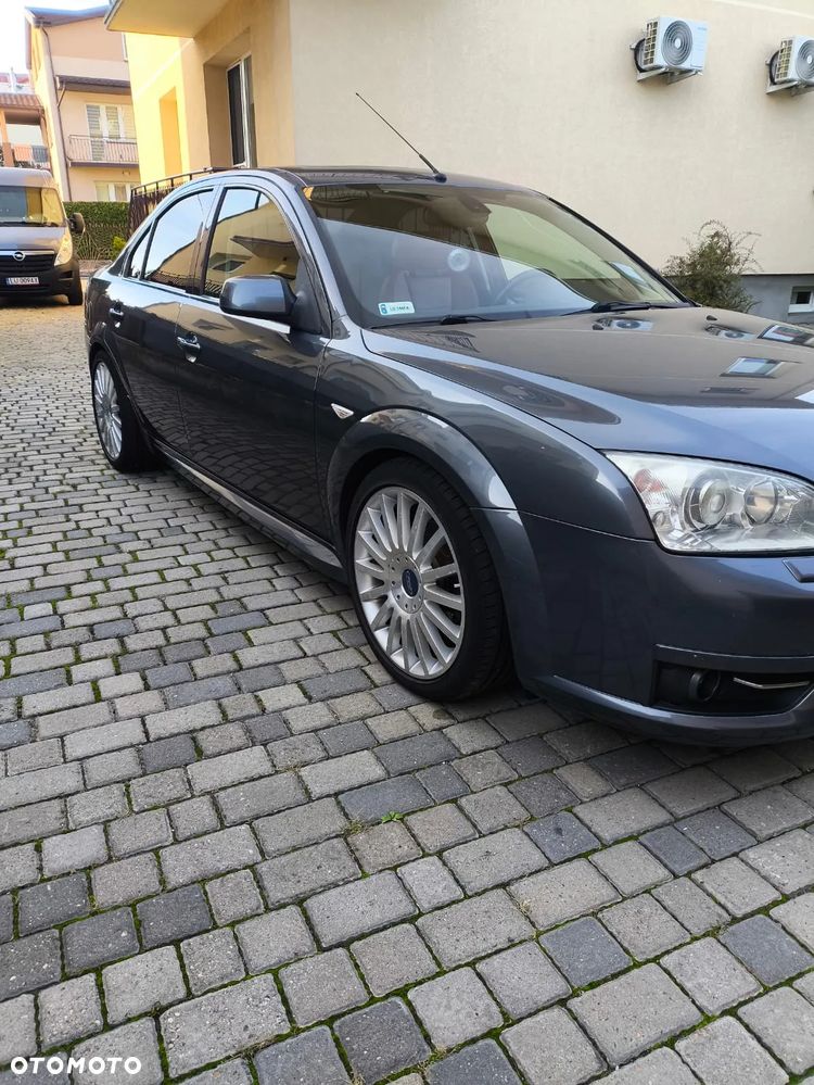 Ford Mondeo 3.0 V6 ST 220 - 4