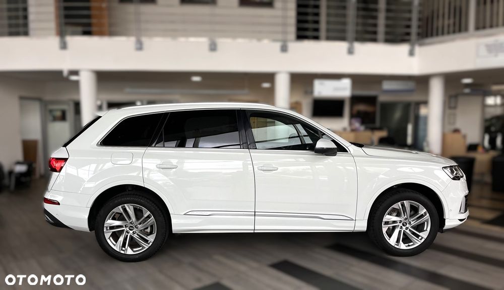Audi Q7 - 7