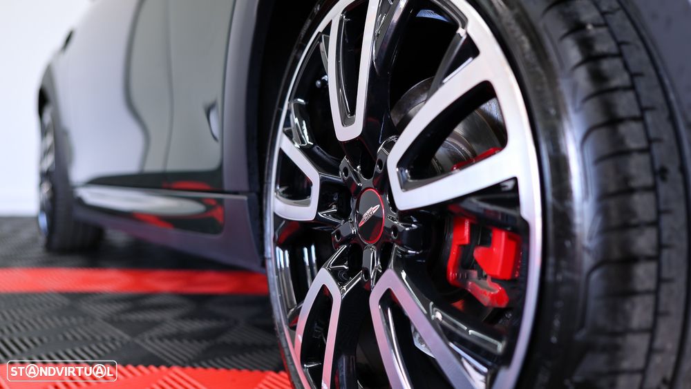 MINI 3 Portas John Cooper Works Auto Desportiva - 33